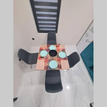 хотелски стило в идеалния център. Daire *