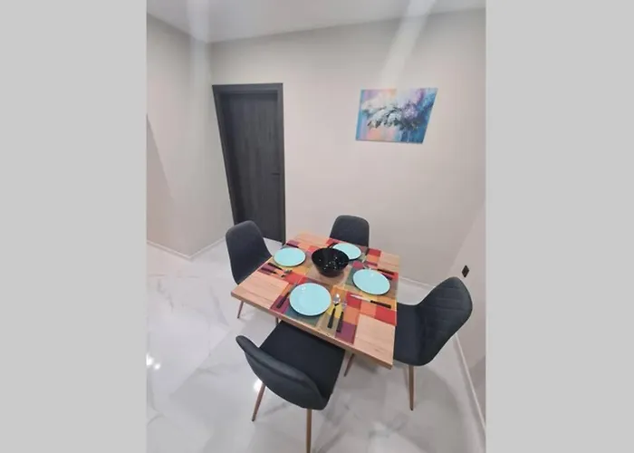 хотелски стило в идеалния център. Daire